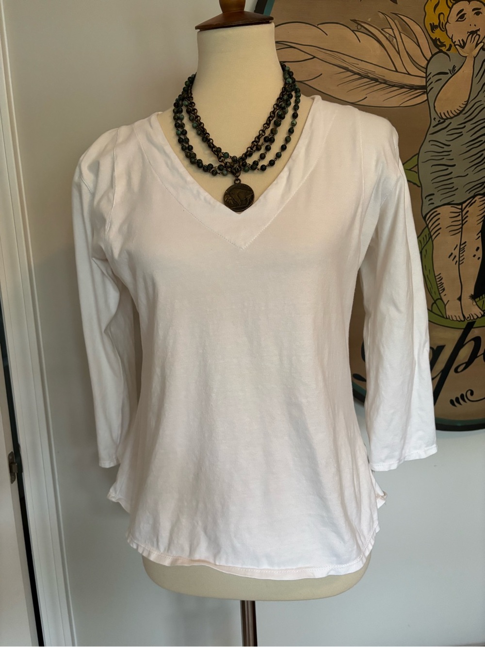 V neck 3/4 sleeve top